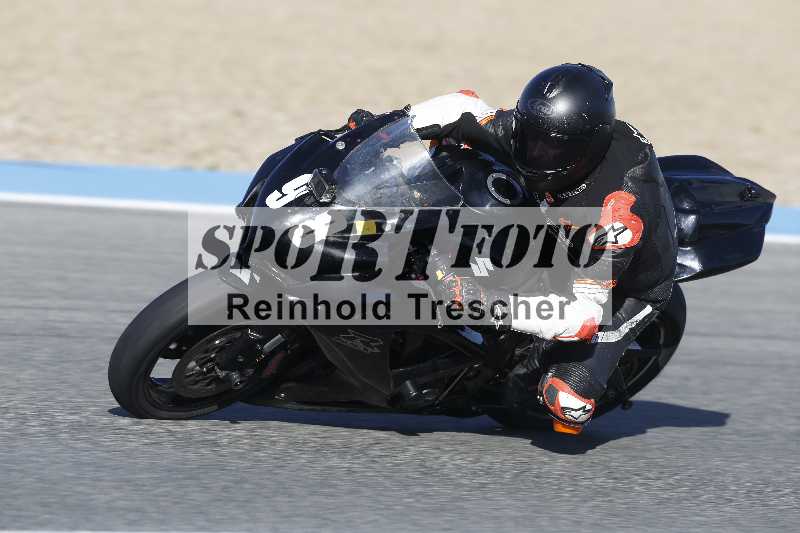 /Archiv-2025/01 24.-27.01.2025 Moto Center Thun Jerez/gruen-green/98